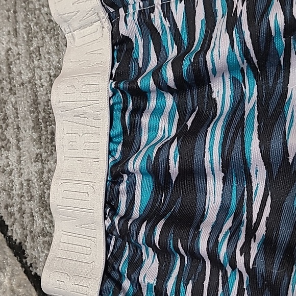 UNDER ARMOUR LOOSE HEATGEAR LOGO ATHLETIC SHORTS - Picture 10 of 10